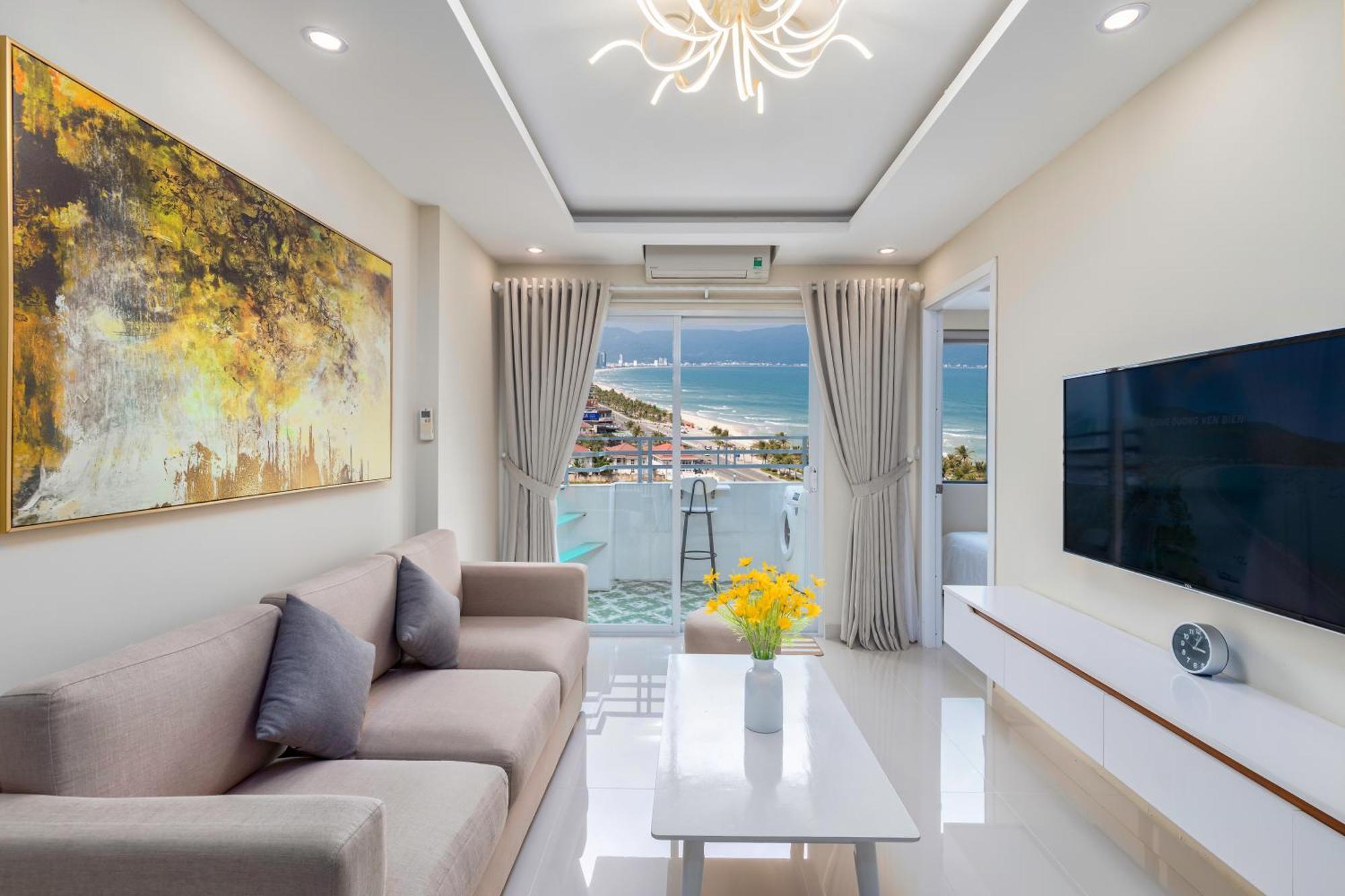 Modern Seaview Next To Walking St & My An Da Nang